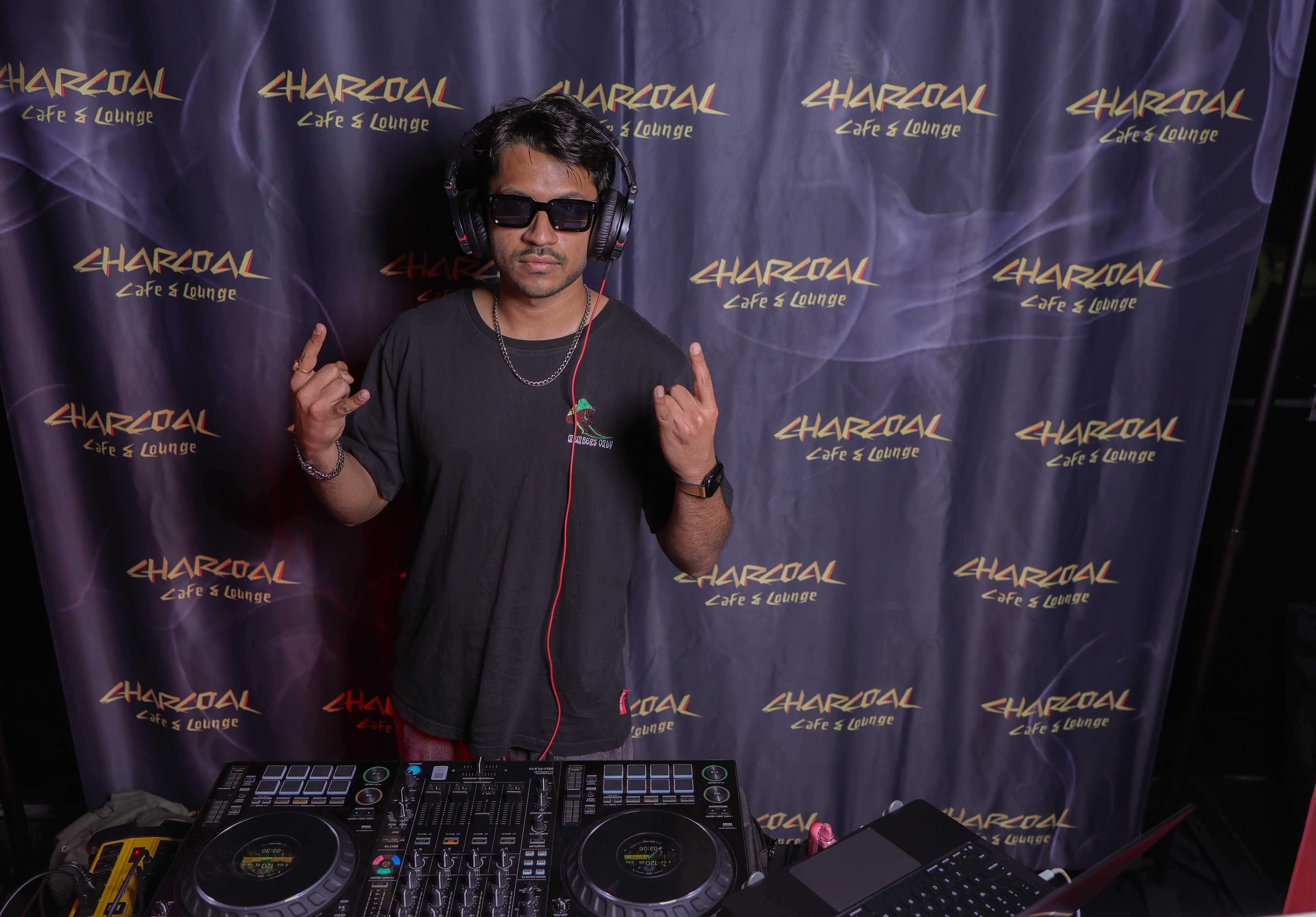DJ HOODA
