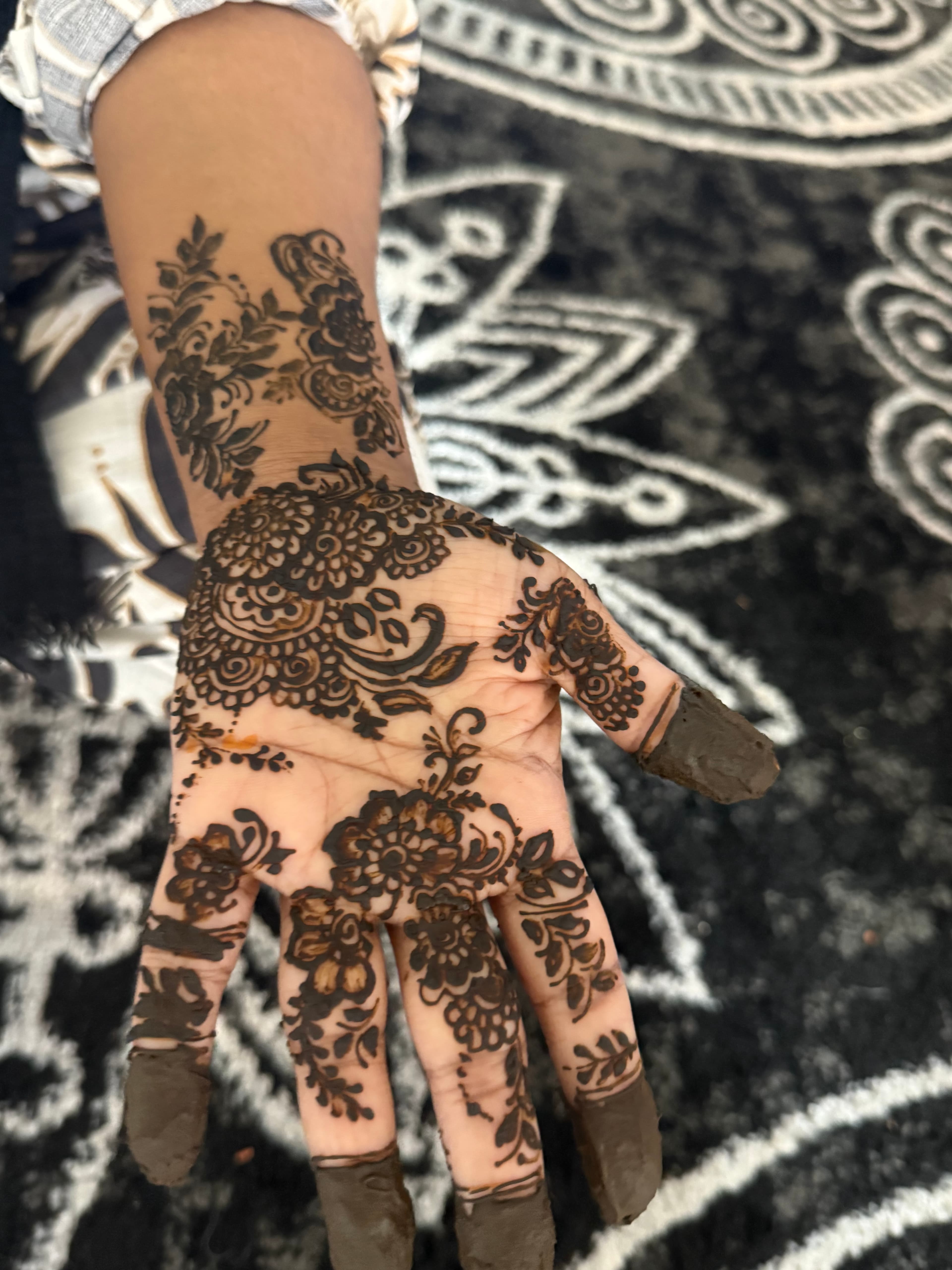 Adas Henna art  portfolio 6